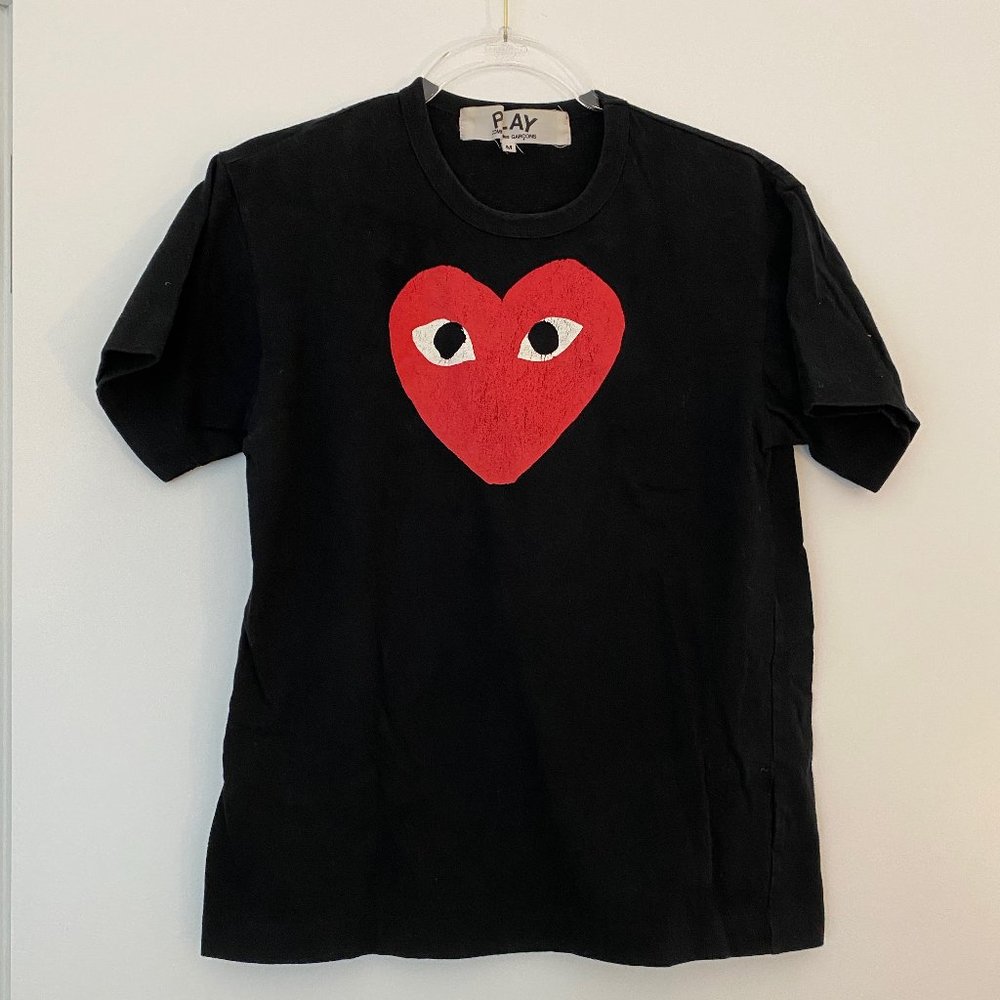 COMME des GARÇONS Black Red Heart T Shirt Size M